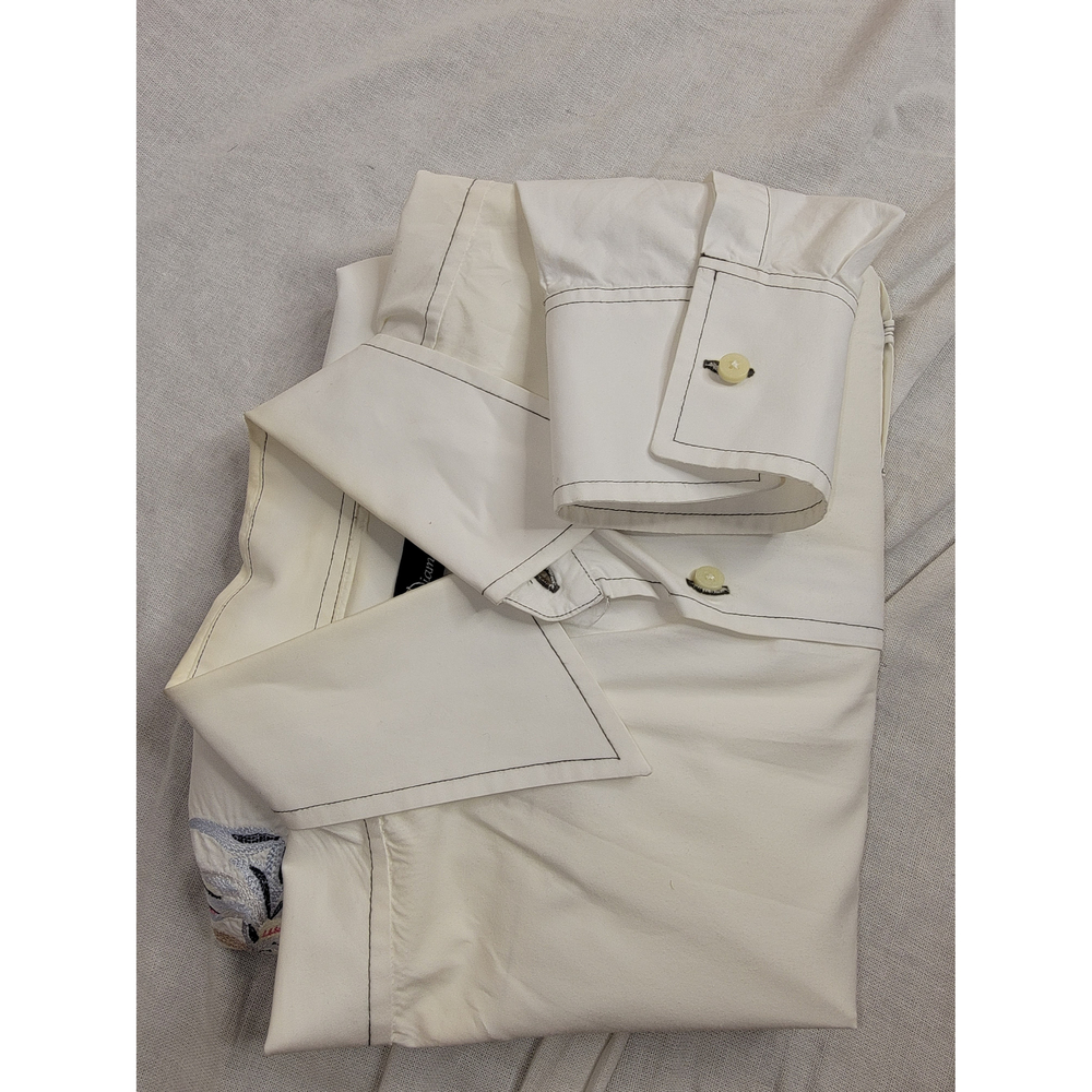 7Diamonds White Shirt with Black Stitching and Floral Embroidery M Cotton